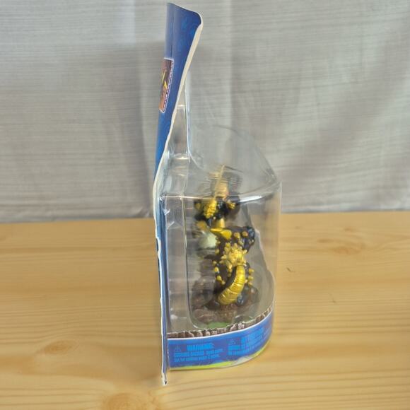 Skylanders Activision Spyros Adventure Legendary Bash Chop Chop Spyro - Picture 2 of 13